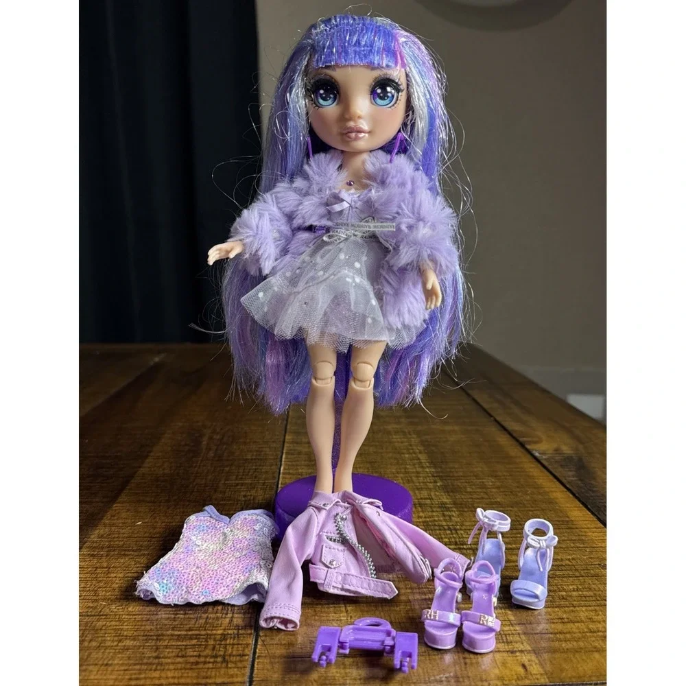 Rainbow‎ High Violet Willow Fashion Doll 2019 Purple Glitter Sequin Fur Outfit